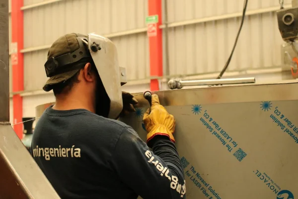 Fabricación de tanque grado alimenticio en acero inoxidable